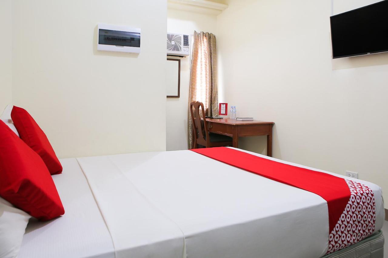 Oyo 442 Ipark Hotel Cebu Екстериор снимка