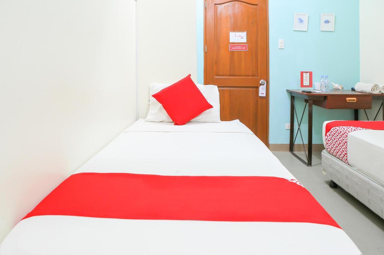 Oyo 442 Ipark Hotel Cebu Екстериор снимка