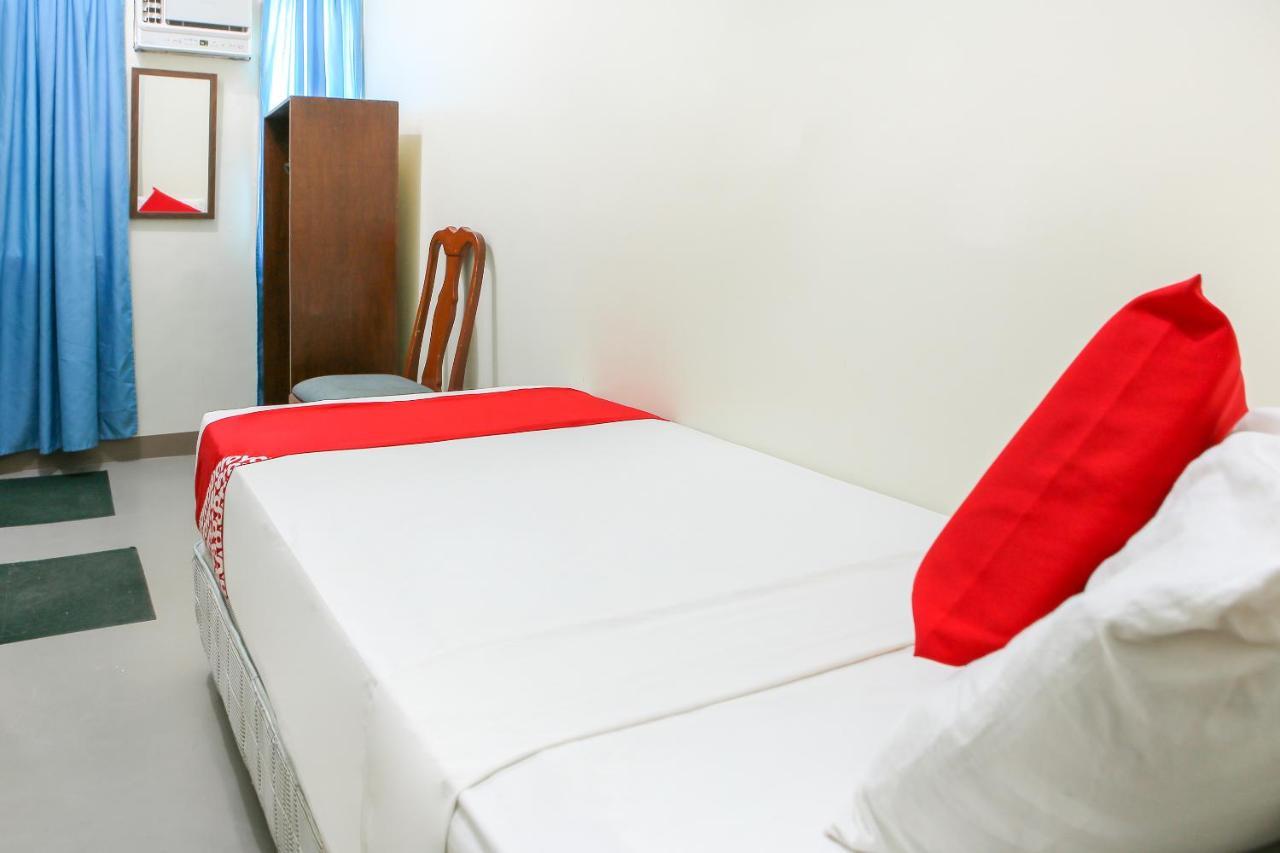 Oyo 442 Ipark Hotel Cebu Екстериор снимка