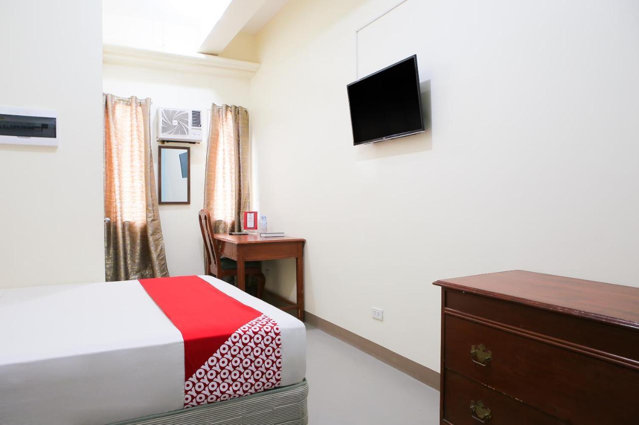 Oyo 442 Ipark Hotel Cebu Екстериор снимка